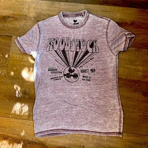 Lucky Brand Woodstock T-Shirt Peace Love Music 1969 Festival Short Sleeve Tee